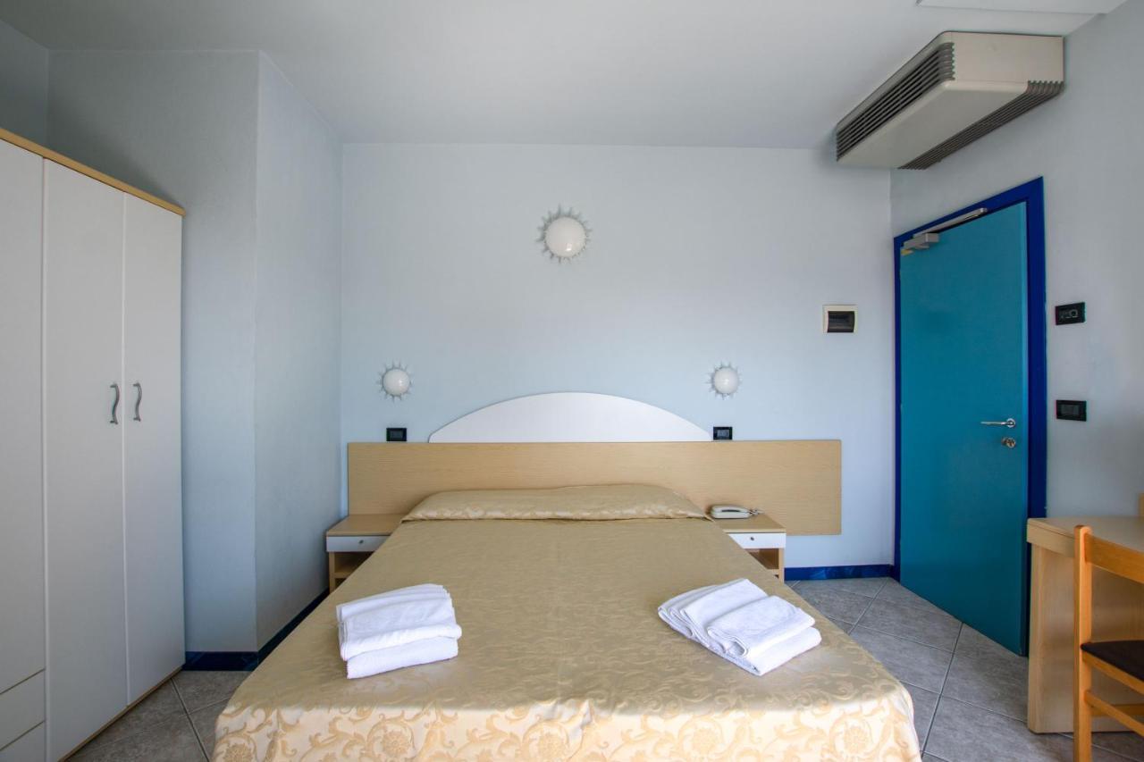 Hotel Bristol ميسانو ادرياتيكو المظهر الخارجي الصورة