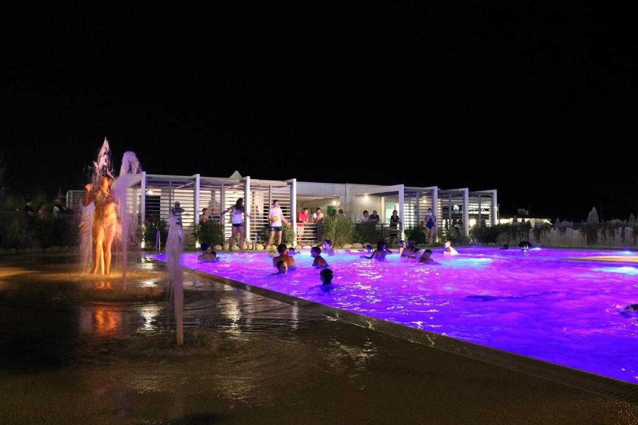 Hotel Bristol ميسانو ادرياتيكو المظهر الخارجي الصورة