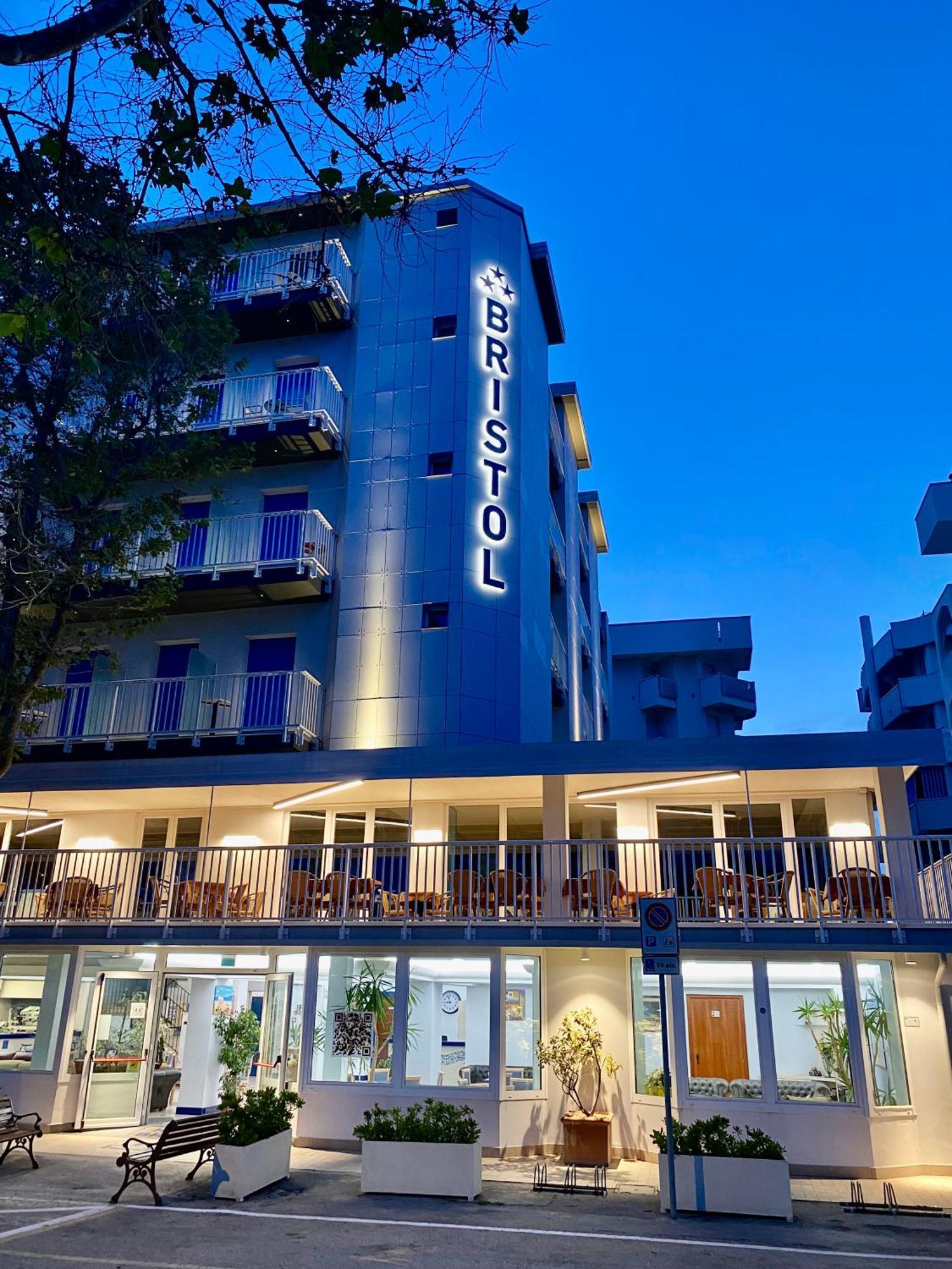 Hotel Bristol ميسانو ادرياتيكو المظهر الخارجي الصورة