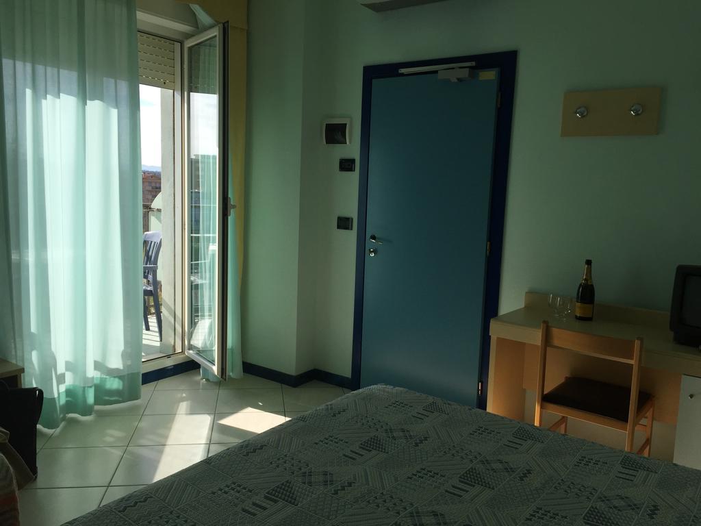 Hotel Bristol ميسانو ادرياتيكو الغرفة الصورة
